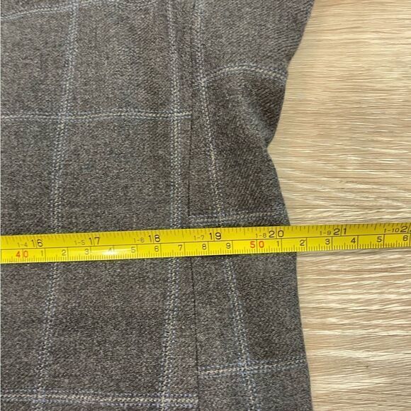 Ralph Lauren Cashmere Wool Blazer in Gray Plaid Print Size 40R - Picture 11 of 14